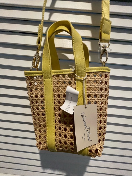 Universal Thread Handbags - Universal Thread Yellow-Trim Woven Crossbody Tote